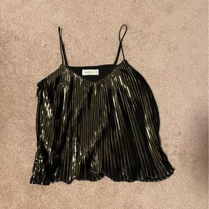 EUC Abercrombie shiny gold tank top size small